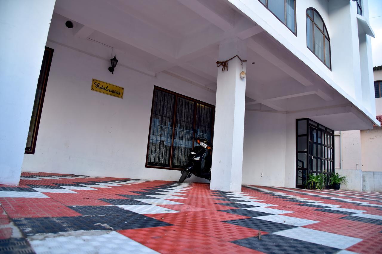 Natura Inn Munnar Exterior foto