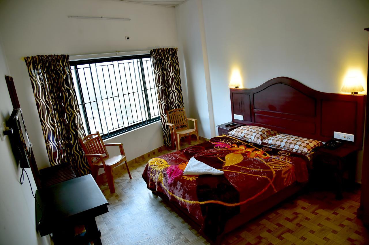 Natura Inn Munnar Exterior foto