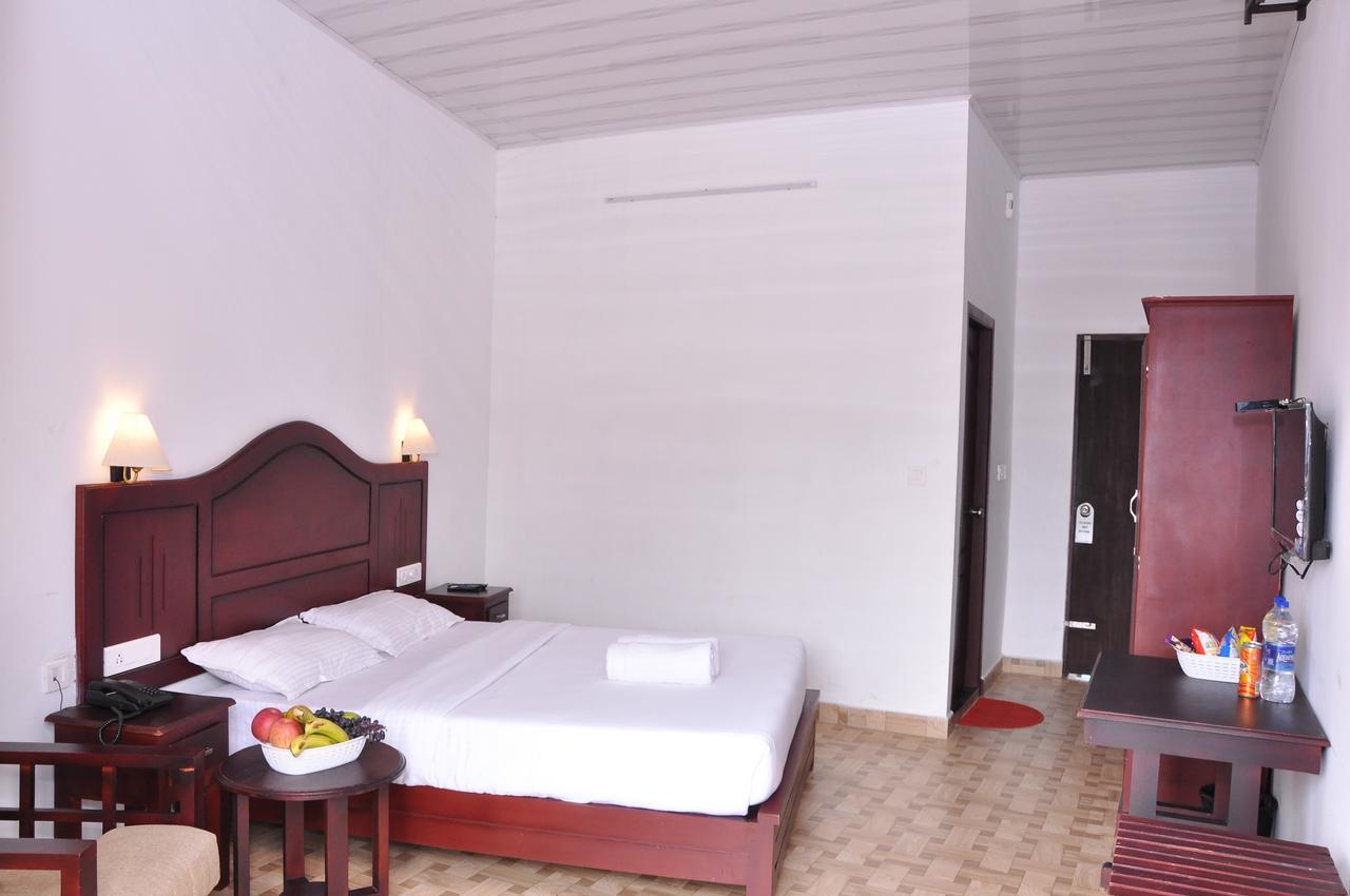 Natura Inn Munnar Exterior foto